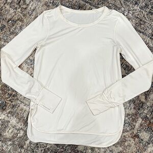 Varley Cream Long Sleeve Tee